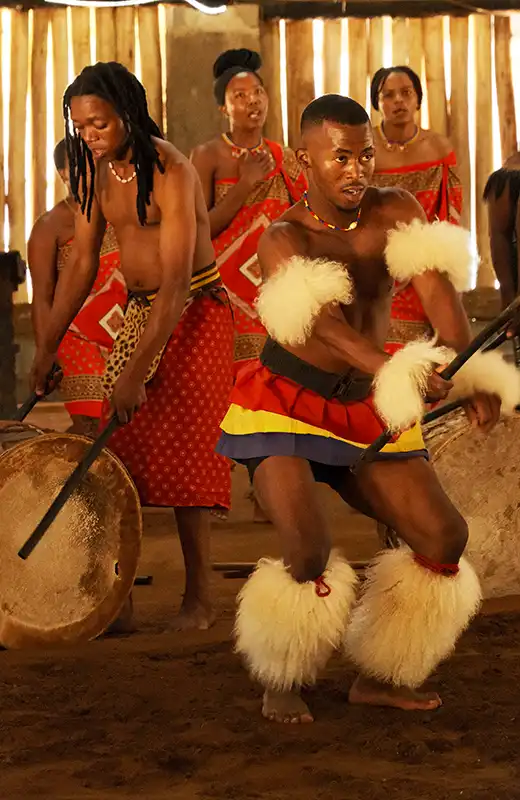 Eswatini cultural day tour with countryside, crafts and traditional experiences